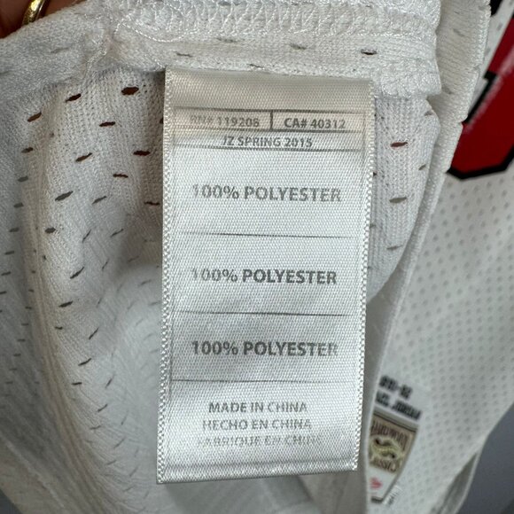 Mitchell & Ness 1991-1992 Michael Jordan #23 Chicago Bulls NBA Jersey Authentic - Picture 5 of 11